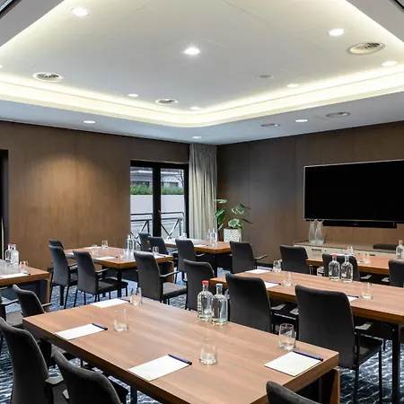 The Den, 's-hertogenbosch, A Tribute Portfolio 酒店 4*
