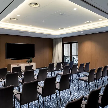 The Den, 's-hertogenbosch, A Tribute Portfolio