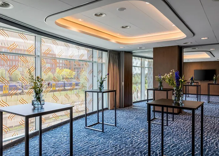 The Den, 's-hertogenbosch, A Tribute Portfolio دين بوس